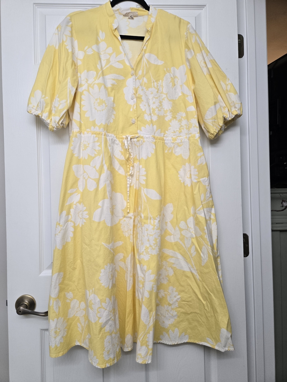 52 SEVEN Yellow & White Floral Midi Dress - Lightweight Summer Style